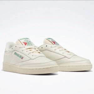 Womens size 8.5 Reebok Club C 85 Vintage Model sneakers